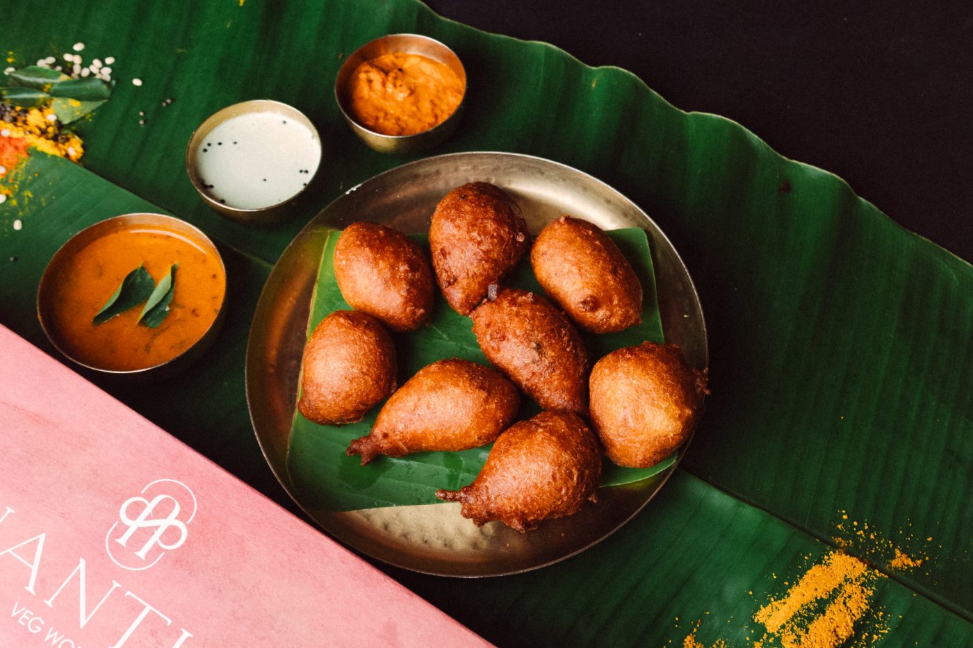 Goli Baja served with coconut chutney and sambhar at Anantha Veg World, Mira Road